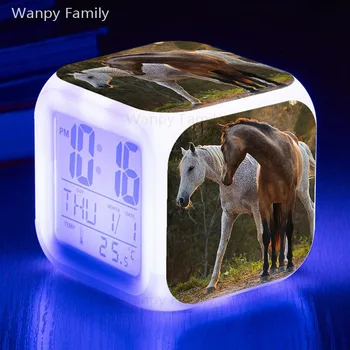 Mėgėjams Žirgų Žadintuvas 7 Spalvų LED Žėrintis Skaitmeninis Laikrodis-Žadintuvas, Vaikų kambarys Nakties Šviesos Elektroniniai Laikrodžiai Laikrodis Gimtadienio Dovana