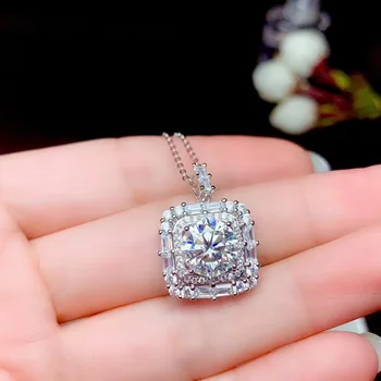 3ct moissanite Super gražus deimantų vėrinį. 925 gryno sidabro yra populiarus, su gera baltumas