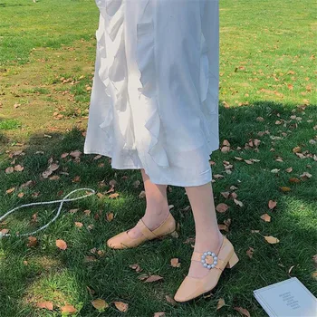 2020 m. pavasarį Mary Jane vieną batai moteriška storas kulnas aikštėje kojų sagtis retro prancūzų pasakų stilių vakarą mažas odos batai